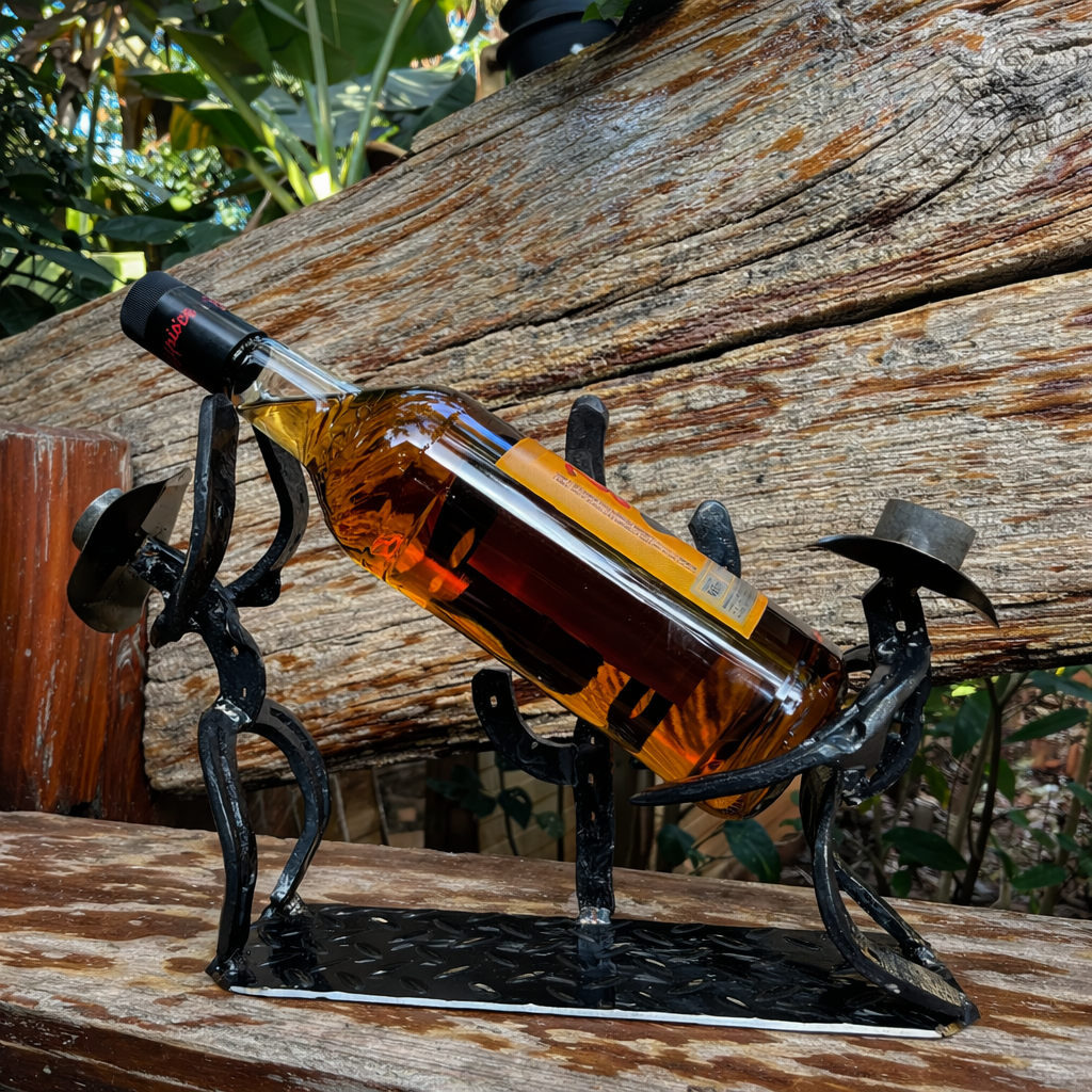 Suporte de Garrafa Ferraduras Artesanal